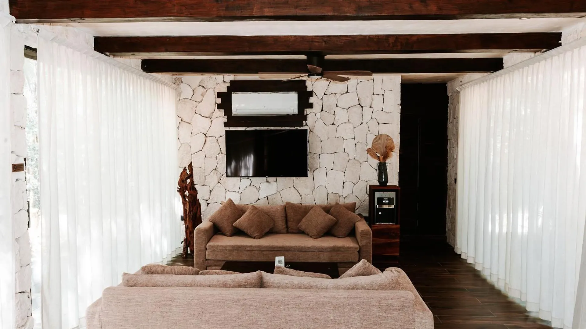 Tulum Jungle Villa Tierra Чемуйиль